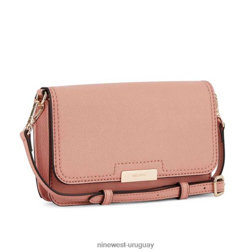 BD04222506 Nine West billetera lawson en una cuerda melón