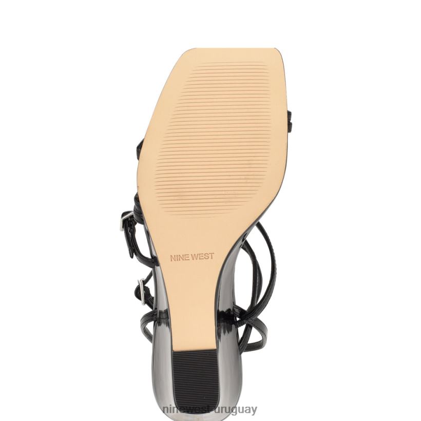 BD04221130 Nine West sandalias con cuña y tira en el tobillo Keamer charol negro