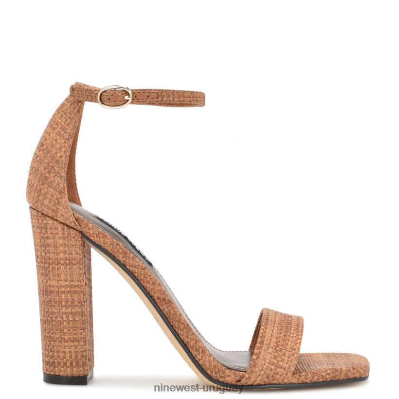 BD0422338 Nine West sandalias Marrie con tira tejida en el tobillo rafia marrón