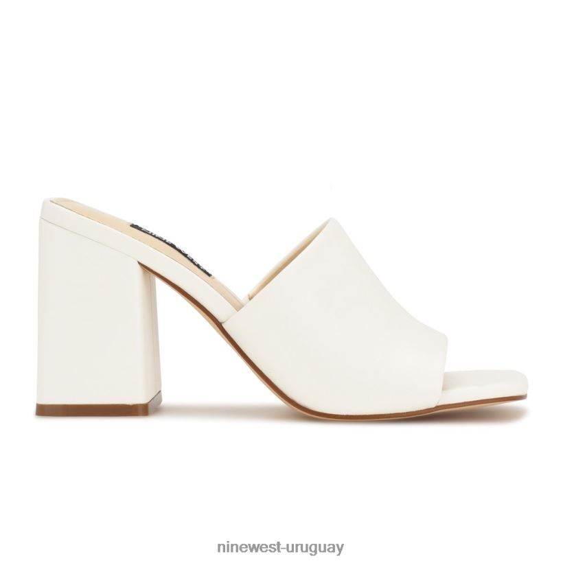 BD0422650 Nine West sandalias con tacón teice blanco