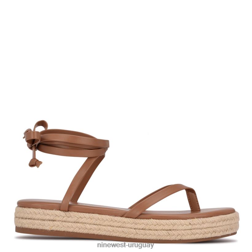 BD042298 Nine West sandalias planas cruzadas en el tobillo natural